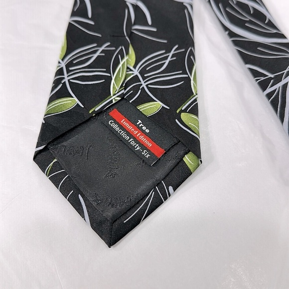 Jerry Garcia (J. Garcia) - “Tree” Limited Edition Silk Mens Necktie ⭐️ EUC - Picture 5 of 6